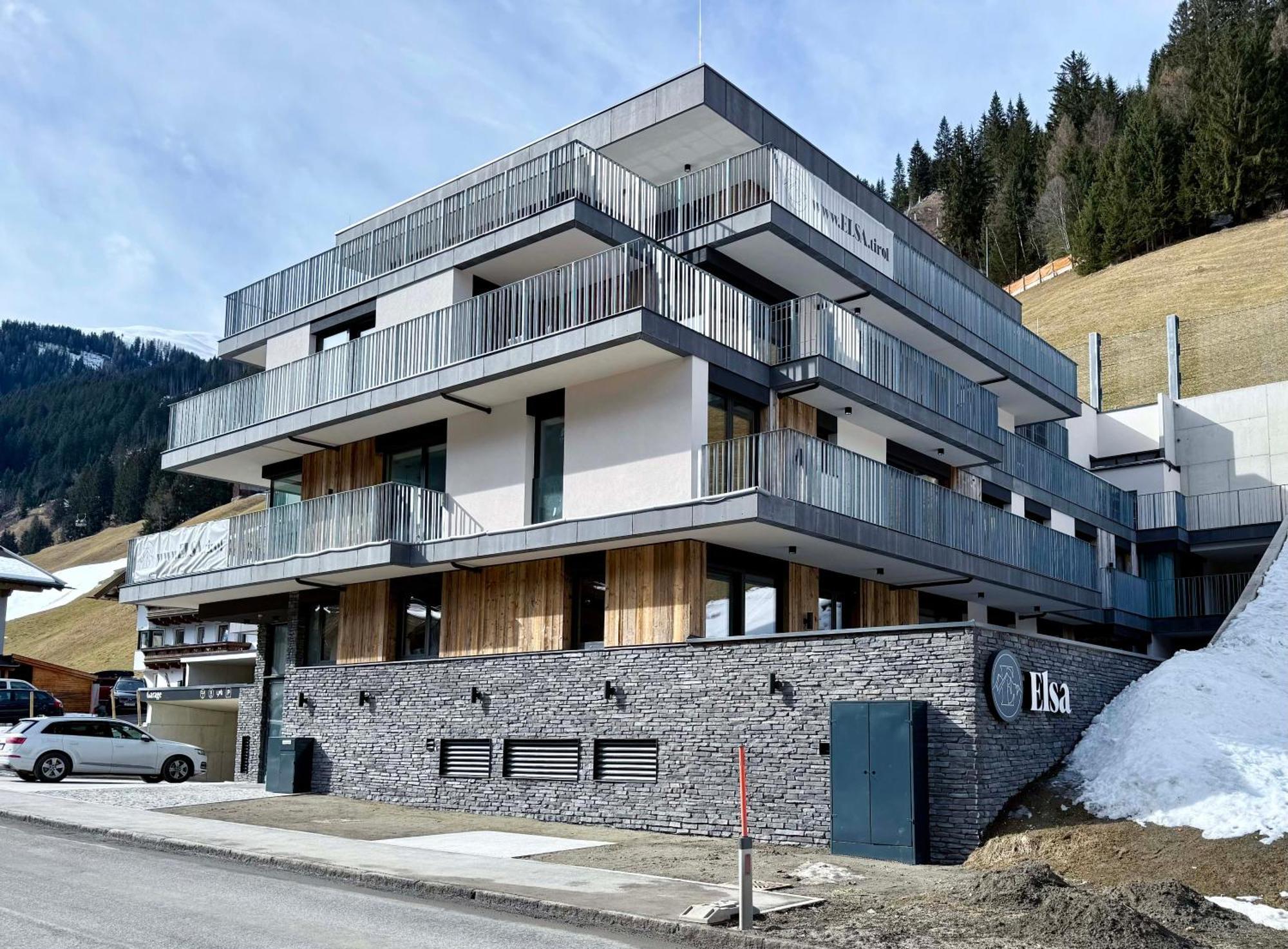 Elsa Spa Apartments Тукс Екстер'єр фото
